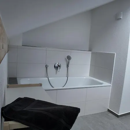 Tag-hof Apartment *