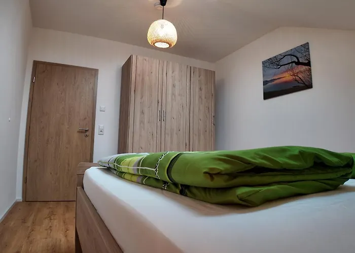 Tag-hof برين ام شيميسي